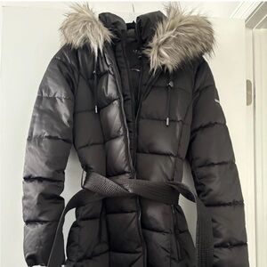 Laundry By Shelli Segal Black Puffer Jacket with Fur Trim NWT